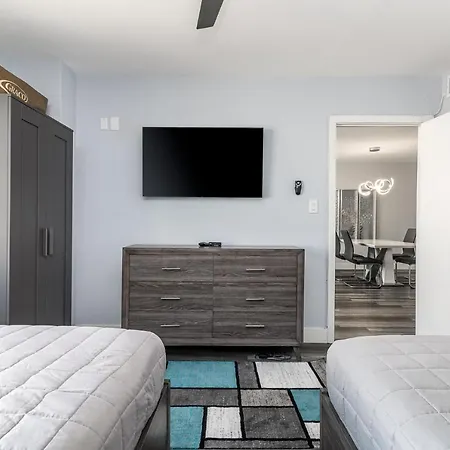 Amazing 2Br 2Ba Newly Reno Beachfront Apt W/Beach View Hollywood Exterior photo